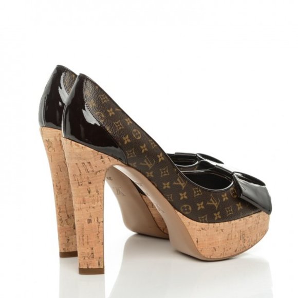 Louis Vuitton Pumps - Picture 5 of 8